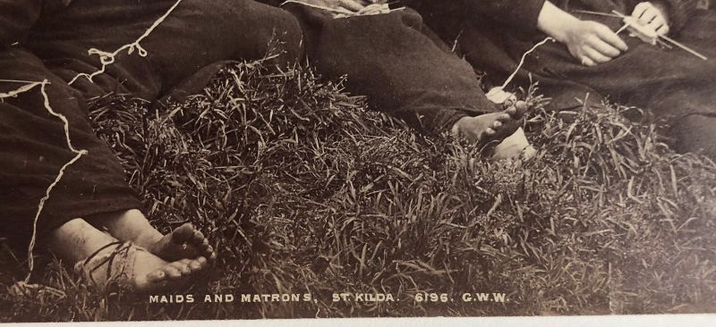 Albumen photo, women St. Kilda Scotland G.W. Wilson c. 1885
