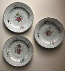 3 Coalport porcelain plates with flowers c. 1820