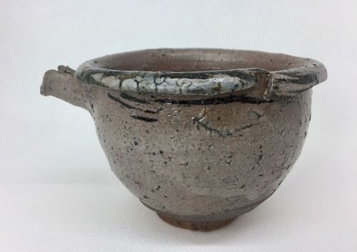 Karatsu Katakuchi bowl by Raizan Yasunaga