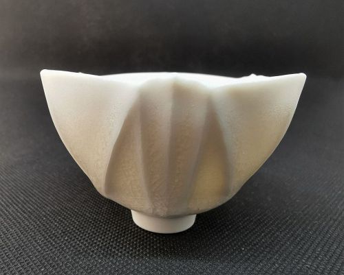 White porcelain Guinomi cup by Shoh Araya