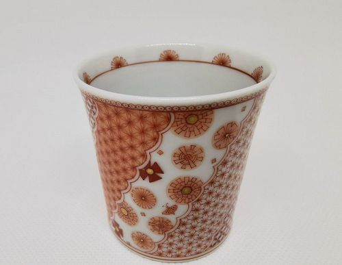 Kutani cup by Yoko Hasatani