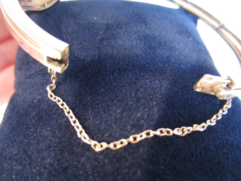 18k Rose Gold and Diamond Bangle Bracelet