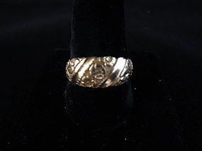 18k Yellow Gold Floral Engraved Band
