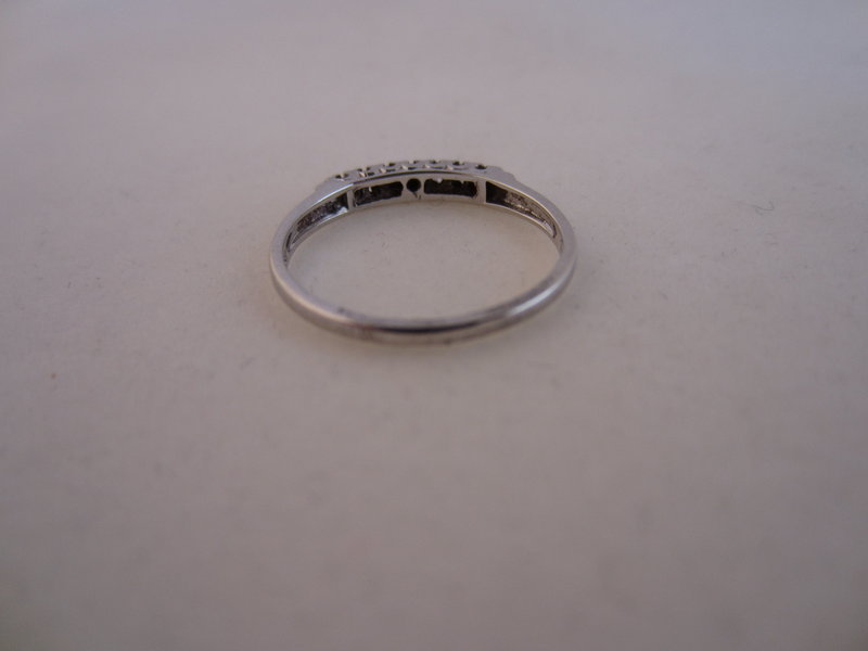 18k White Gold and Diamond Wedding Band