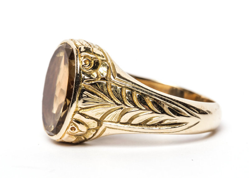 Engraved 18k Yellow Gold and Citrine Ring