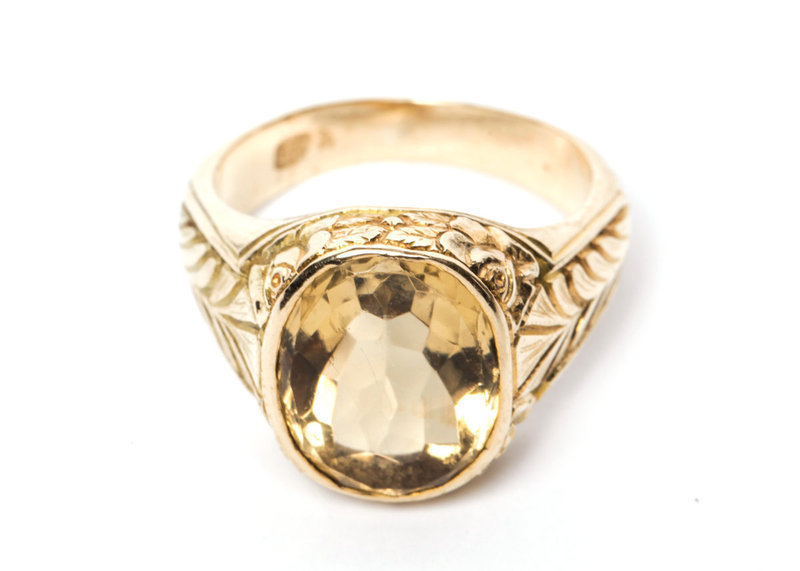 Engraved 18k Yellow Gold and Citrine Ring