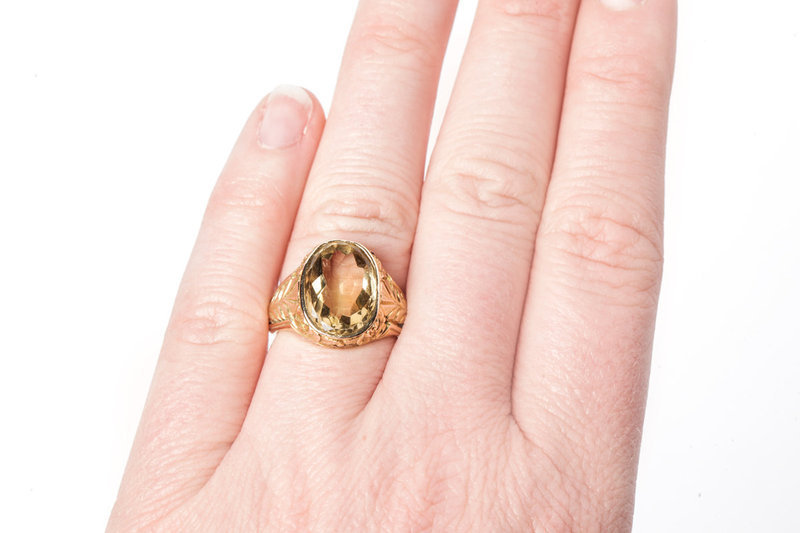 Engraved 18k Yellow Gold and Citrine Ring