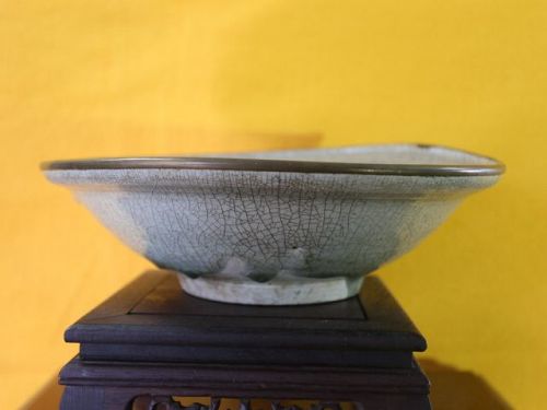 Chinese Song Ge Kiln Bowl