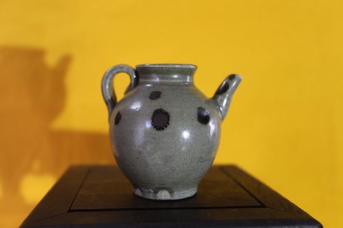 Chinese Song Dynasty LongQuan Iron-Spot Pot