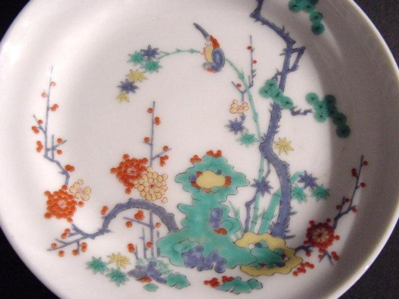 Kakiemon enamelled Dish !