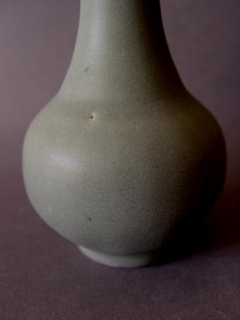 A rare well potted Southern Song Longquan vase