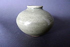 A very nice Song-Yuan Longquan Celadon jar