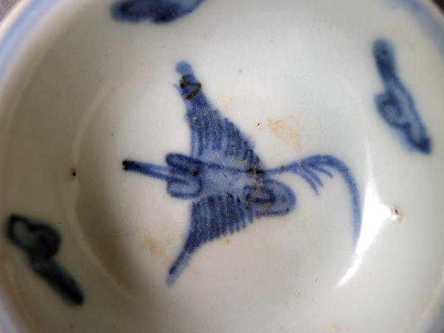 A lovely pair of  Ming Wanli Butterfly and Crane dishes