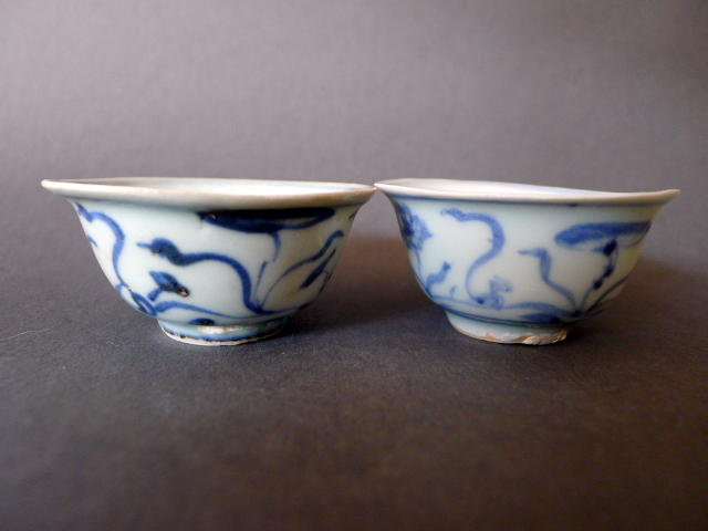 A pair of Ming Chenghua blue &amp; white Wine Cups