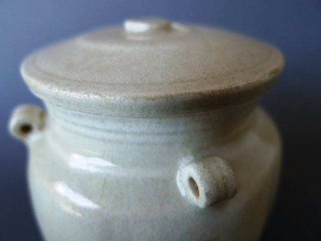 A quite rare Song Dynasty Ding-type jar with lid