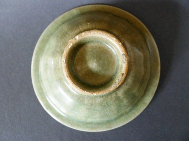 Extremely rare Longquan bluish green biscuit twin fish dish