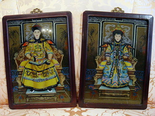 Pair of 19. cent. Reverse Paintings on Glass, Qianlong Emperor&Empress