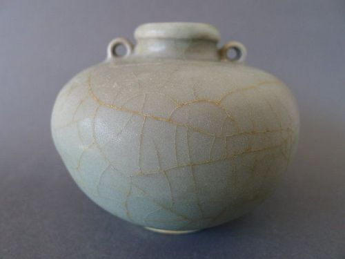 A quite large Song - Yuan Guan glazed Celadon jar