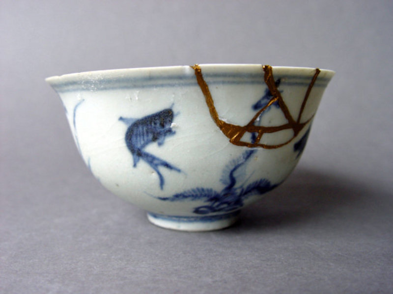 Rare, nice Ming Chenghua blue &amp; white  Bowl with Fishes