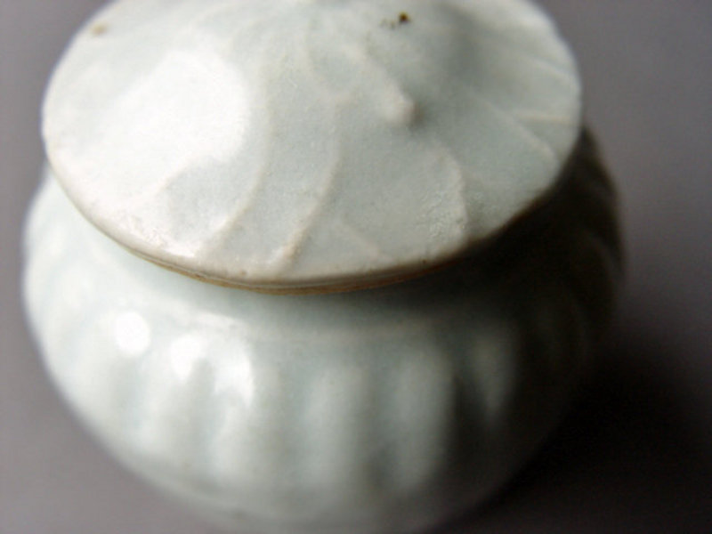 Yuan Qingbai glazed Jar with Lid