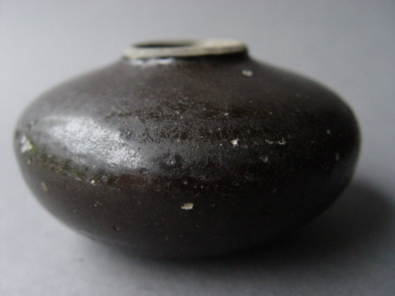 Song black glazed Water-Pot
