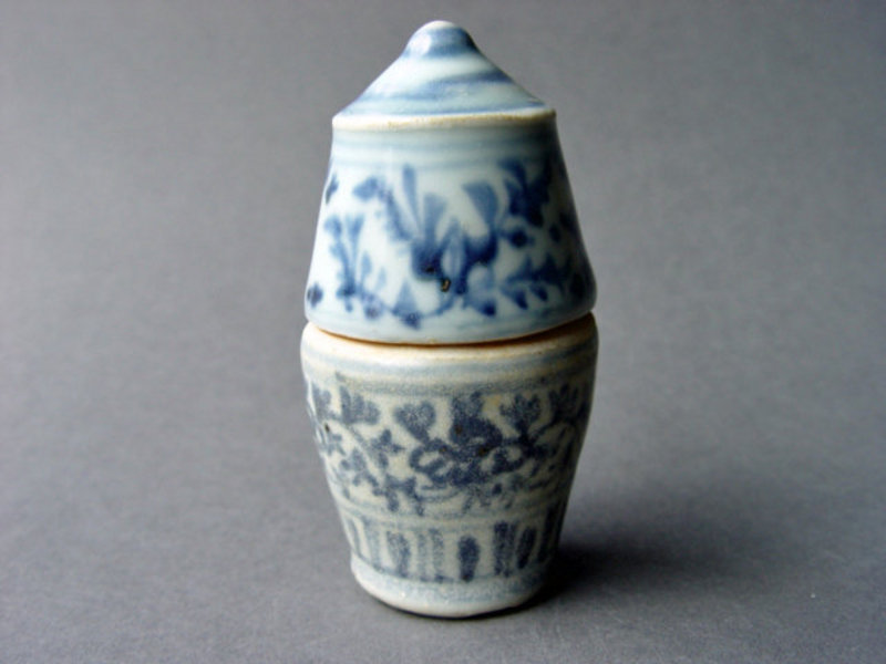 Ming blue and white Vessel in an extremely rare shape