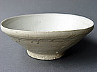 Tang to Five Dynasties white glazed bowl