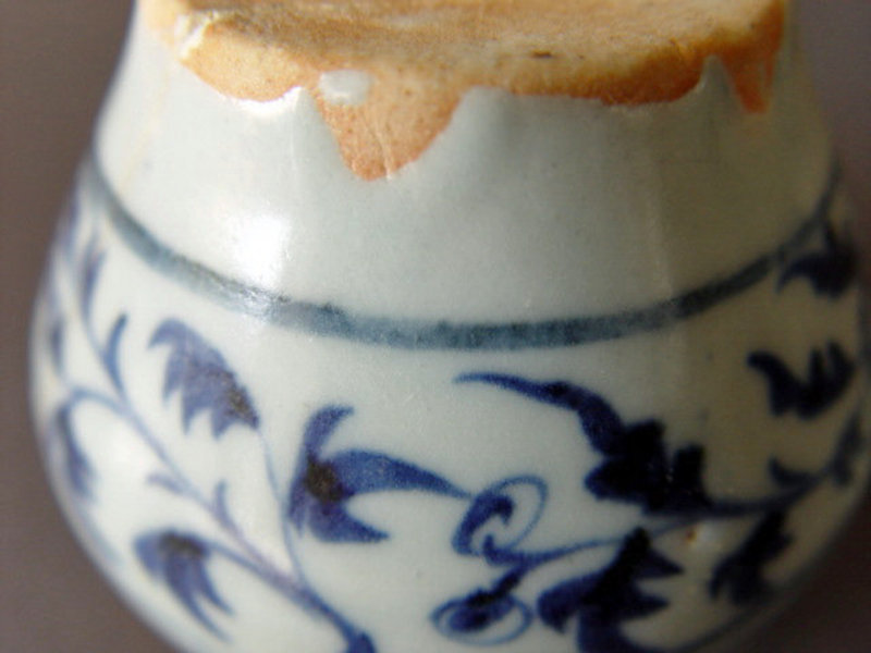 Yuan blue and white Jar with Lid  ( Top Cobalt blue )