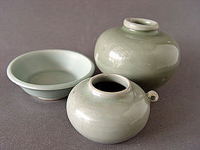 A group of three excellent Longquan Celadons