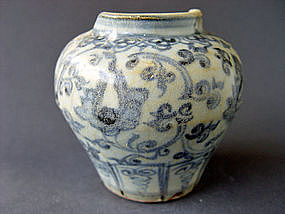 Nice example for a Ming Yongle blue & white Jar