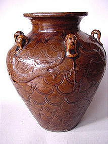 Ming Dyn. 16th century Chinese dragon - jar !