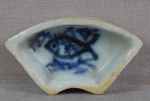 19c Chinese scholar porcelain cricket cage dish