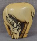 18c netsuke GRAZING HORSE