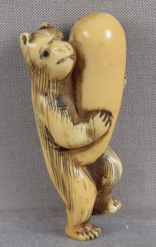 19c marine netsuke indecent TANUKI the badger