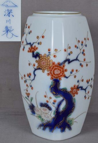 Japanese porcelain Fukagawa vase prunus