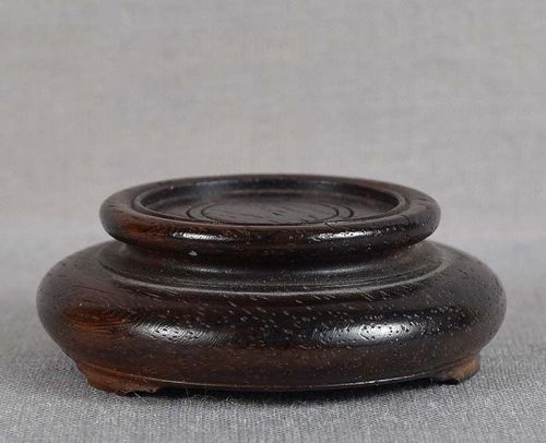 19c Chinese wooden SNUFF BOTTLE STAND