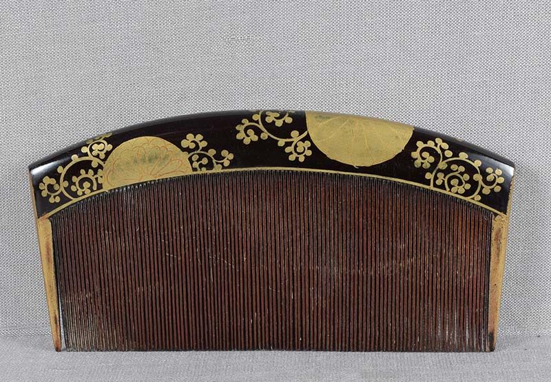 19c Japanese lacquer wood KUSHI hair COMB flowers &amp; vines