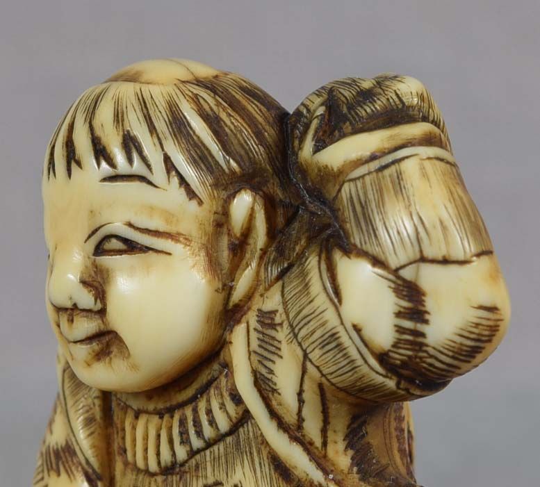 19c netsuke BOY striking TURTLE (item #1487584)