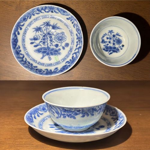 Chinese Porcelain Blue and White Cup of Saucer, Qianlong Period