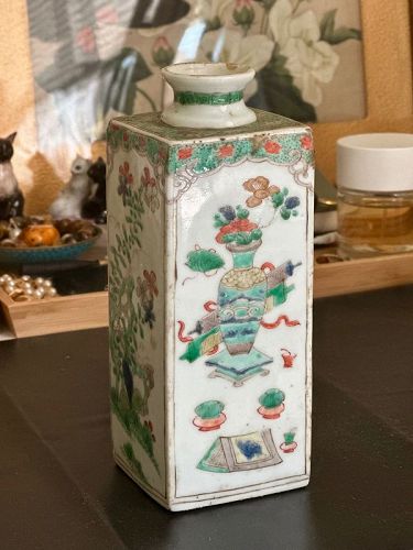 Chinese Porcelain Famille Verte Square Vase Kangxi Period