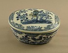 Chinese Porcelain Nanking Butter Tub Rooster Circa 1800
