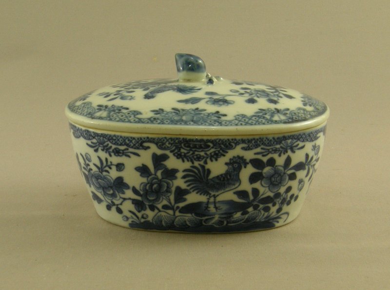 Chinese Porcelain Nanking Butter Tub Rooster Circa 1800