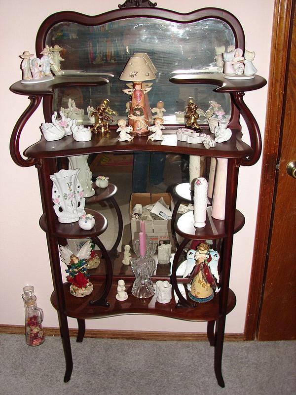 Beautiful vintage etagere