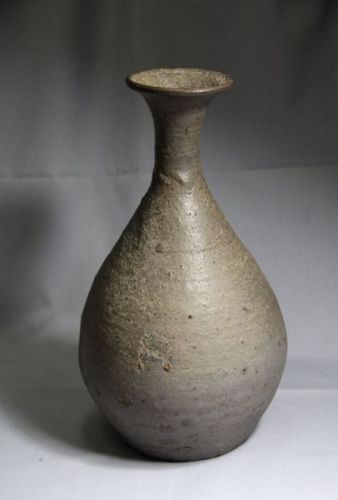 Korean Silla Period Grey Glaze Yuhuchun Vase