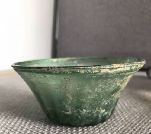 Chinese Tang Dynasty Green Glass Bowl