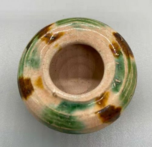 Chinese Tang Dynasty Sancai Glaze pot