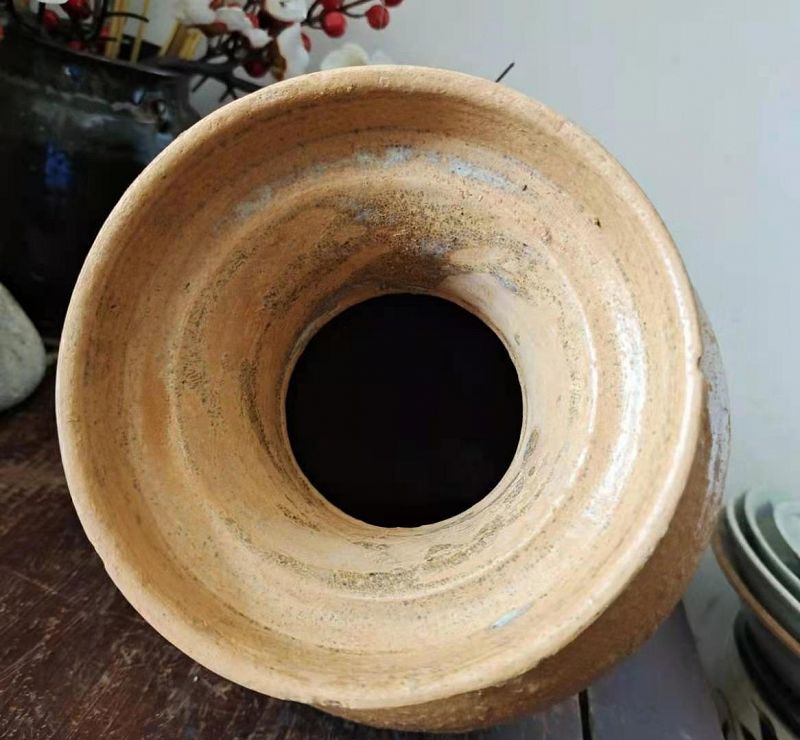 Chinese Song Dynasty Yue Ware Vase