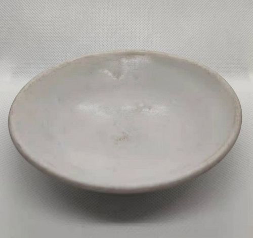 Chinese Five Dynasties Xing Ware Dish