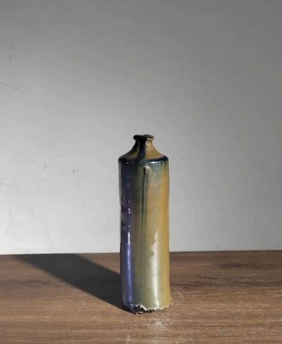 Chinese Qing Dynasty Brown Glaze Bottle
