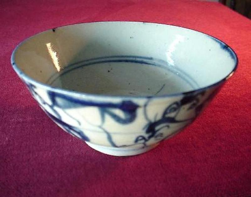 Antique CHINESE BLUE & WHITE BOWL {ca. 1800